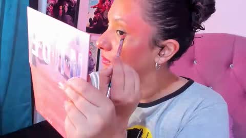 MILA  online show from September 20, 2025, 5:25 pm