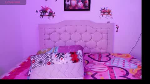 laura online show from January 6, 2026, 3:43 am