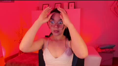 Mila online show from February 6, 2025, 11:54 am