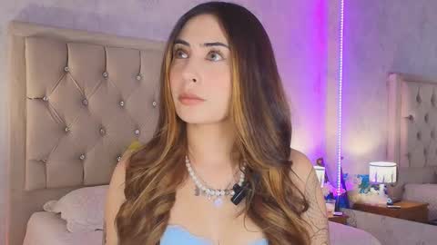 Snapshot of mila_smirnovavk chatting on February 3, 2026, 4:10 am MILA online show from February 3, 2026, 4:10 am