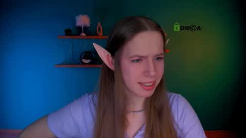 mila_sun__ online show from February 12, 2026, 9:48 am