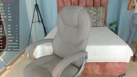 milaa_star online show from February 26, 2026, 3:49 am