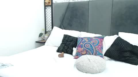 mila online show from January 30, 2025, 4:55 pm