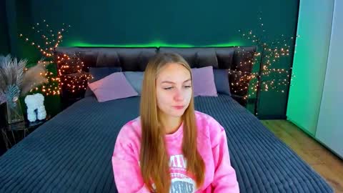 Milla online show from November 15, 2025, 8:11 am