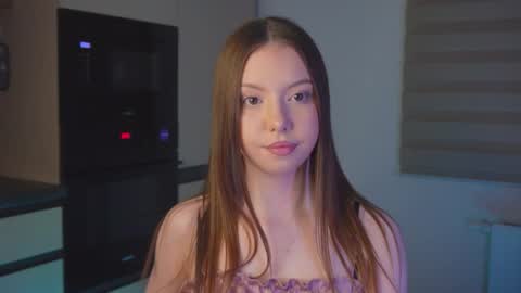 Mila online show from March 13, 2026, 3:18 pm