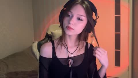 milamiuu online show from January 17, 2026, 11:15 am