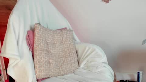 Snapshot of milan_d01 chatting on March 1, 2025, 12:28 am Nice To Meet you Welcome here online show from March 1, 2025, 12:28 am