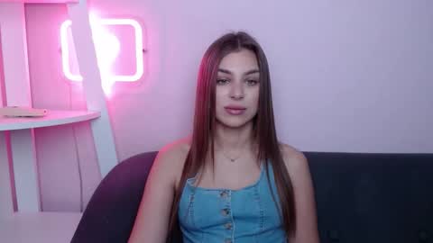 milanaangelas online show from February 27, 2026, 5:51 am