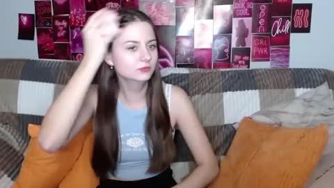 milanaroz online show from January 27, 2025, 5:26 pm