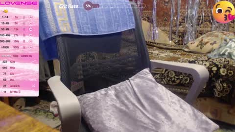 Snapshot of milanasvethoney chatting on January 22, 2025, 3:18 pm Luna-- link in bio online show from January 22, 2025, 3:18 pm