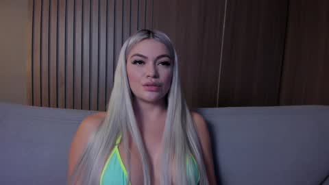 Sexy Mila  online show from January 31, 2025, 3:00 pm