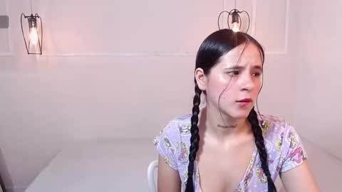 Snapshot of milarose4 chatting on March 8, 2025, 11:27 am Mila Rose online show from March 8, 2025, 11:27 am