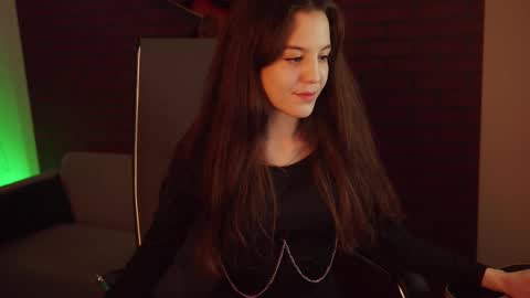 milastoyne online show from March 12, 2025, 6:18 am