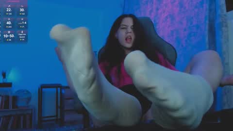 milastoyne online show from September 19, 2025, 6:04 am