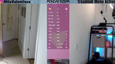 Mila Valentina online show from March 17, 2026, 1:21 am