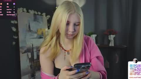 Snapshot of mildredbain chatting on February 14, 2025, 2:39 am Mila online show from February 14, 2025, 2:39 am