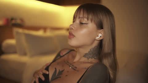 M  Telegram mamagotachannel online show from April 11, 2026, 11:03 am