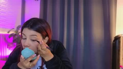 milena_lawson online show from December 15, 2025, 10:41 am