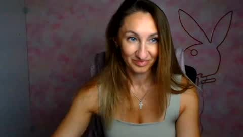 Milena online show from March 17, 2026, 6:50 am