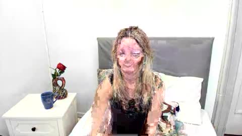 MileyTop online show from February 12, 2026, 9:21 pm