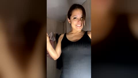 Melissa online show from June 1, 2026, 1:35 pm