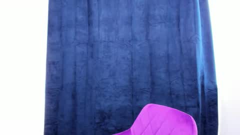 Snapshot of milf_isa chatting on February 26, 2026, 8:46 am Isabelle online show from February 26, 2026, 8:46 am