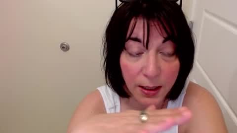 Snapshot of milfmonee chatting on December 14, 2024, 1:28 am MILF Monee online show from December 14, 2024, 1:28 am