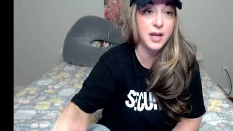 Snapshot of milfmonee chatting on January 26, 2025, 6:06 pm MILF Monee online show from January 26, 2025, 6:06 pm