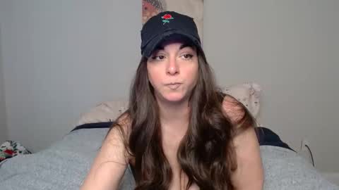 Snapshot of milfmonee chatting on February 18, 2025, 7:52 pm MILF Monee online show from February 18, 2025, 7:52 pm