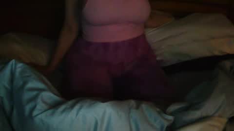 Snapshot of milfytitts chatting on October 9, 2025, 12:47 pm MilfyTitts online show from October 9, 2025, 12:47 pm