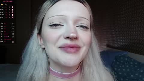 Snapshot of milinamarvelous chatting on December 15, 2024, 8:04 pm Mila 3 aka Deepthroat World Champion online show from December 15, 2024, 8:04 pm