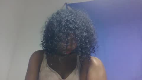 Snapshot of milinasy chatting on February 3, 2026, 7:46 am milinasy online show from February 3, 2026, 7:46 am