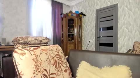 Isaac online show from March 21, 2026, 6:29 am