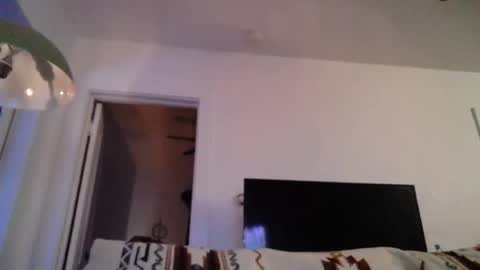 Snapshot of milknhunnny chatting on January 13, 2026, 4:40 am milknhunnny online show from January 13, 2026, 4:40 am