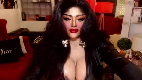 milkshakelavinia online show from January 14, 2025, 5:40 am