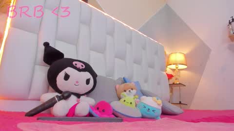 Michelle  online show from September 16, 2025, 12:50 pm