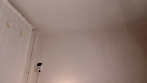 milky__way_ online show from December 27, 2024, 4:32 pm