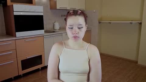 Snapshot of milky_basement chatting on October 12, 2025, 10:03 am milky_basement online show from October 12, 2025, 10:03 am