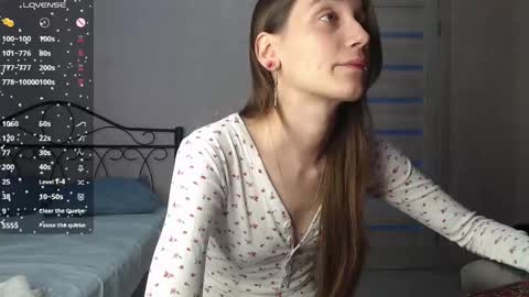 Snapshot of milky_way_rrr chatting on April 21, 2026, 8:20 am Milky online show from April 21, 2026, 8:20 am