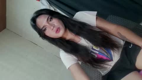 Snapshot of milkycumnel23 chatting on May 12, 2026, 3:20 pm NEL 23 online show from May 12, 2026, 3:20 pm
