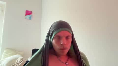 Snapshot of milkymitch chatting on March 4, 2025, 4:52 pm Mimi online show from March 4, 2025, 4:52 pm