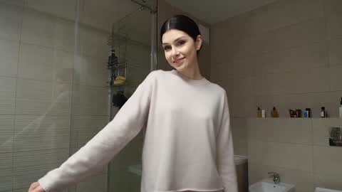 Snapshot of milla_bella chatting on February 12, 2026, 7:31 pm milla bella online show from February 12, 2026, 7:31 pm