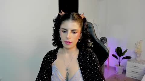 Milagros online show from December 8, 2024, 7:47 am