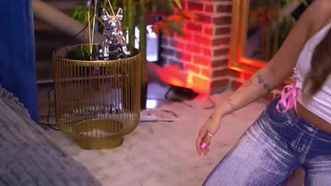 Milla online show from October 26, 2025, 6:30 am