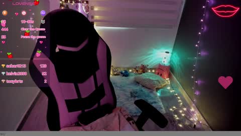Snapshot of millandiux chatting on January 25, 2025, 9:25 pm millandiux online show from January 25, 2025, 9:25 pm