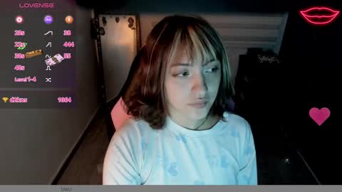 Snapshot of millandiux chatting on March 12, 2025, 3:46 am millandiux online show from March 12, 2025, 3:46 am