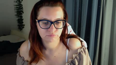 Milla online show from December 2, 2024, 6:21 pm