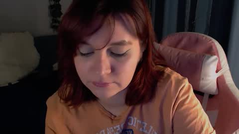 Milla online show from November 24, 2025, 9:03 pm