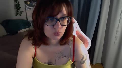 Milla online show from December 15, 2025, 10:30 am