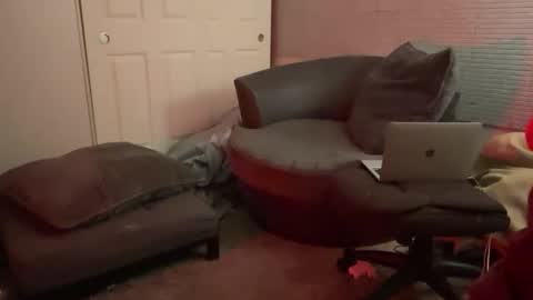 SlimnHungOH online show from January 21, 2025, 11:55 pm